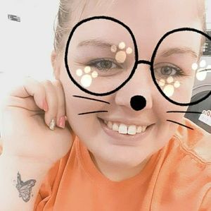 Meet your Posher, Christina